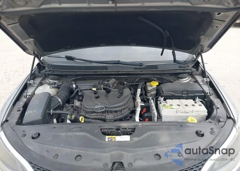 2015 Chrysler 200 C из США, поврежденный, VIN 1C3CCCEG6FN678375